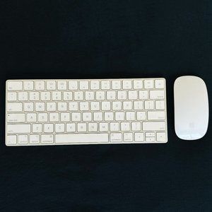 Apple Magic Keyboard + Mouse